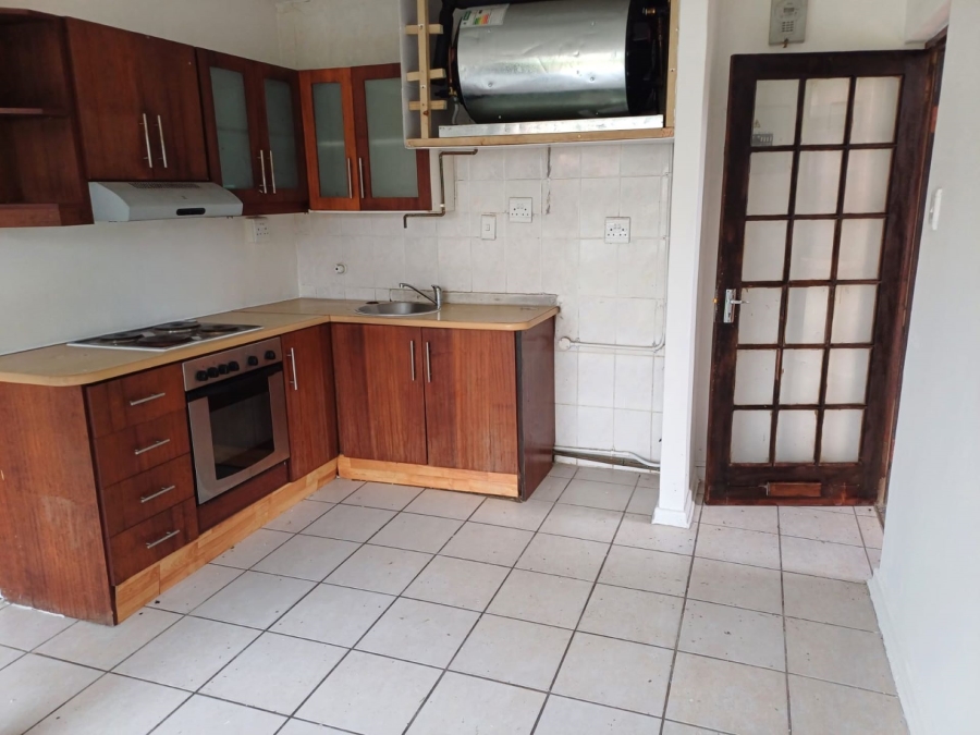 To Let 1 Bedroom Property for Rent in Guldenland Western Cape